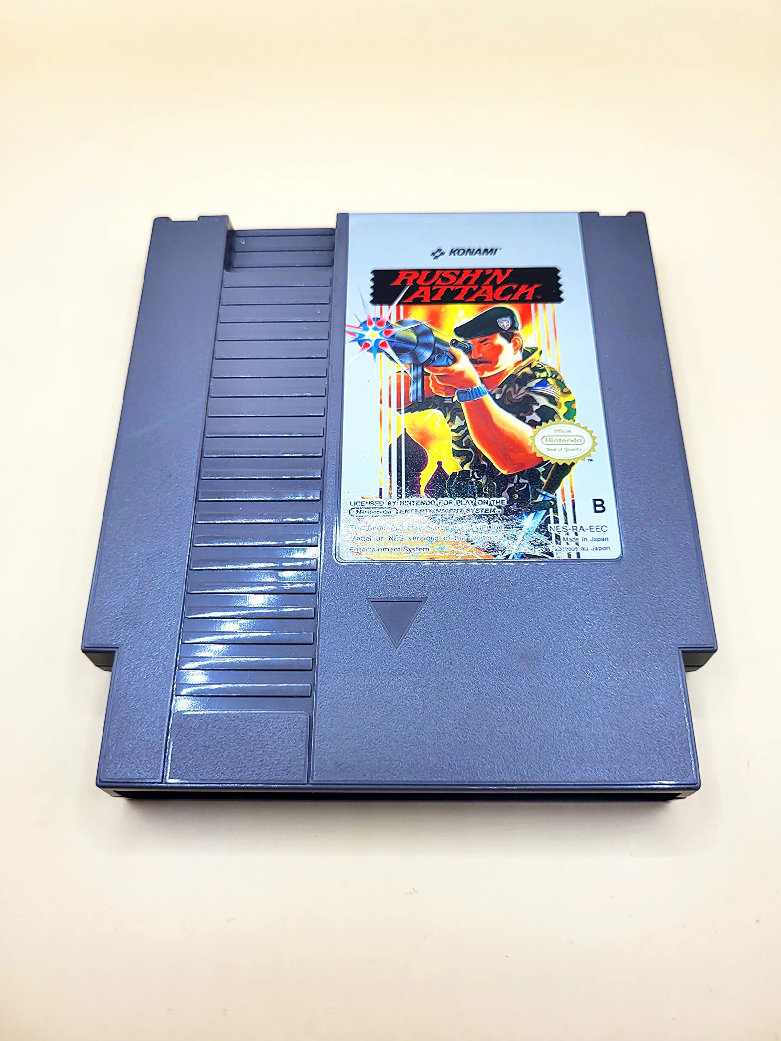 Rush'N Attack - Nintendo NES